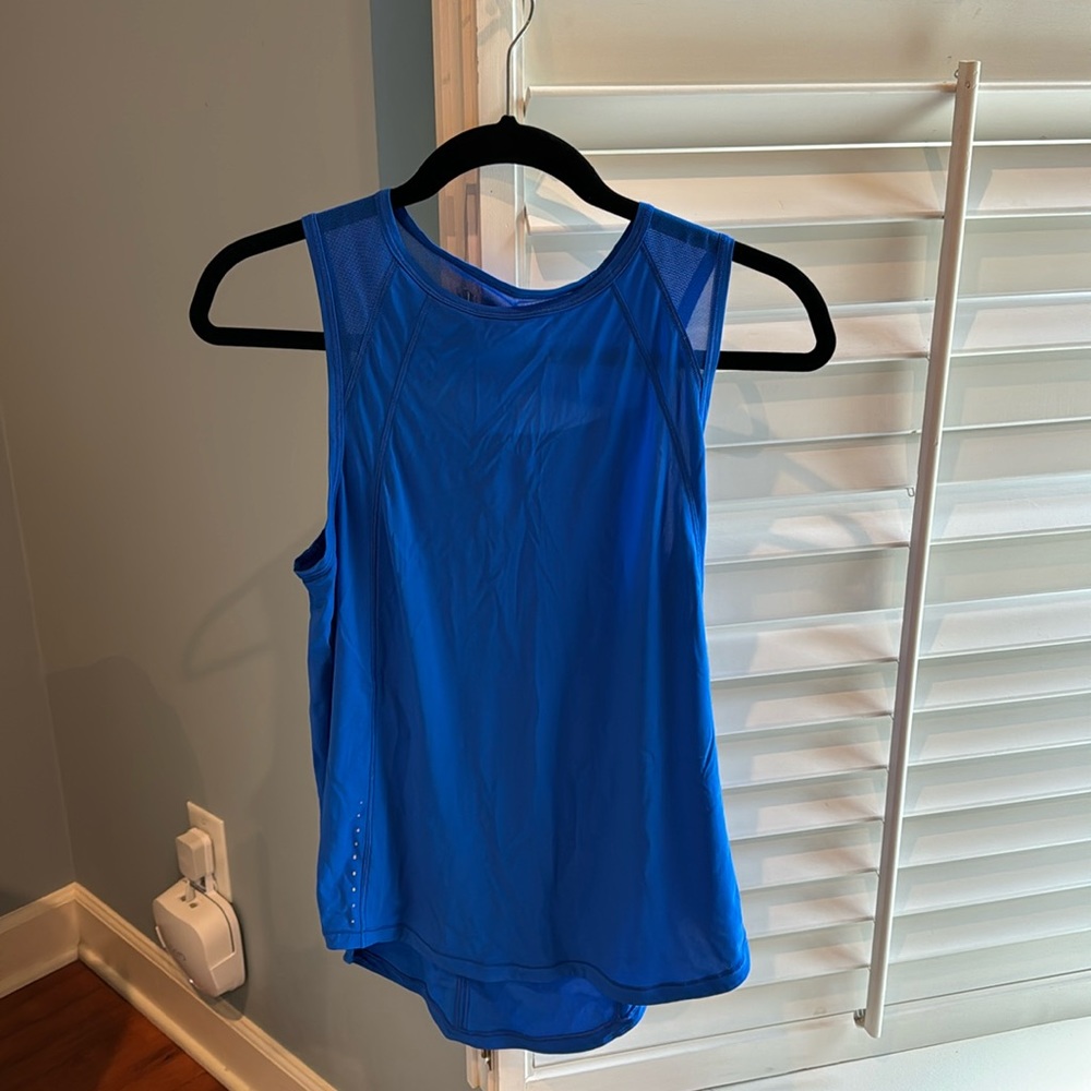 Lululemon sculpt tank size 6 in blue